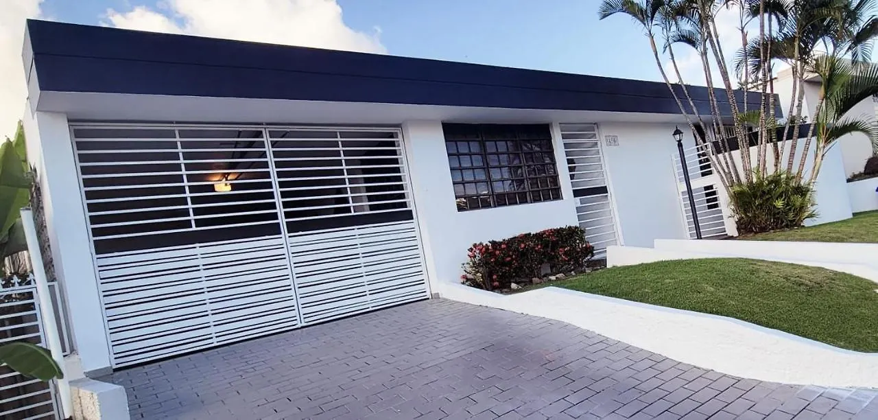 Beautiful Private Villa With Summer-Ready Pool, An Oasis In The City San Juan