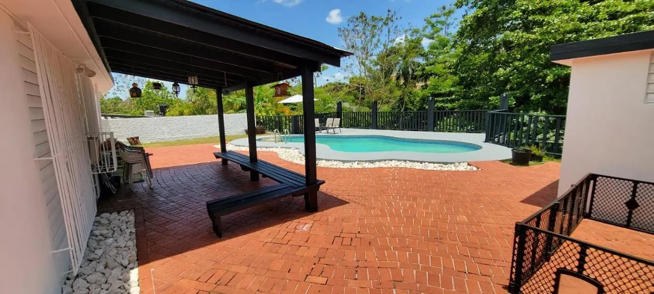 Beautiful Private Villa With Summer-Ready Pool, An Oasis In The City San Juan