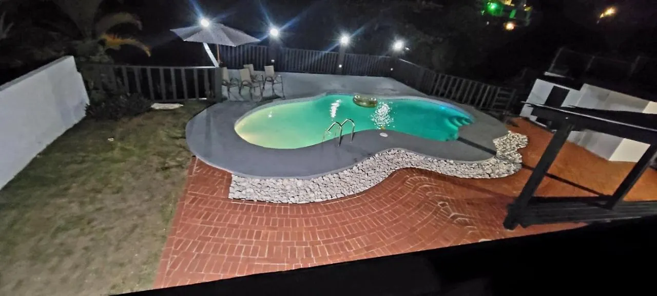 Beautiful Private Villa With Summer-Ready Pool, An Oasis In The City San Juan